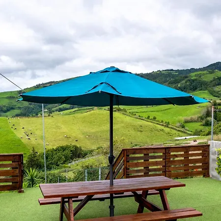 Casa Xadrez Povoacao (Sao Miguel)